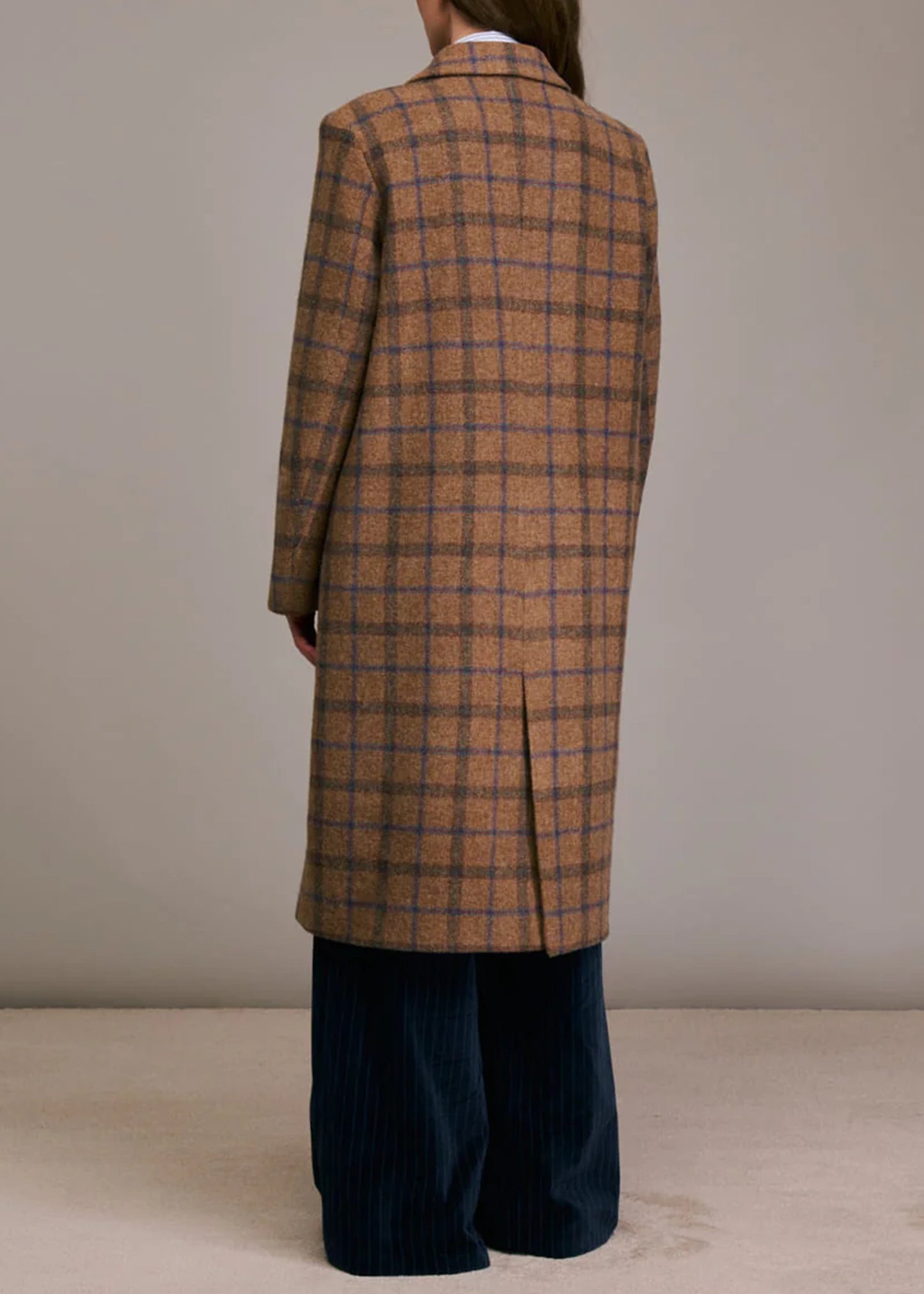 Diega-MIKALO-coat-camel-blue-rouge