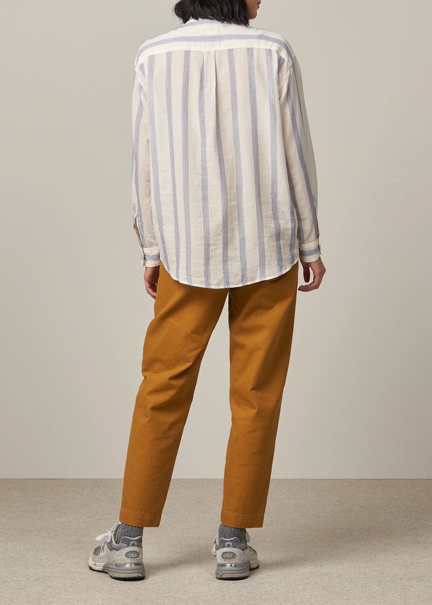 Hartford-White-Camu-Shirt-blue-tobacco-stripes