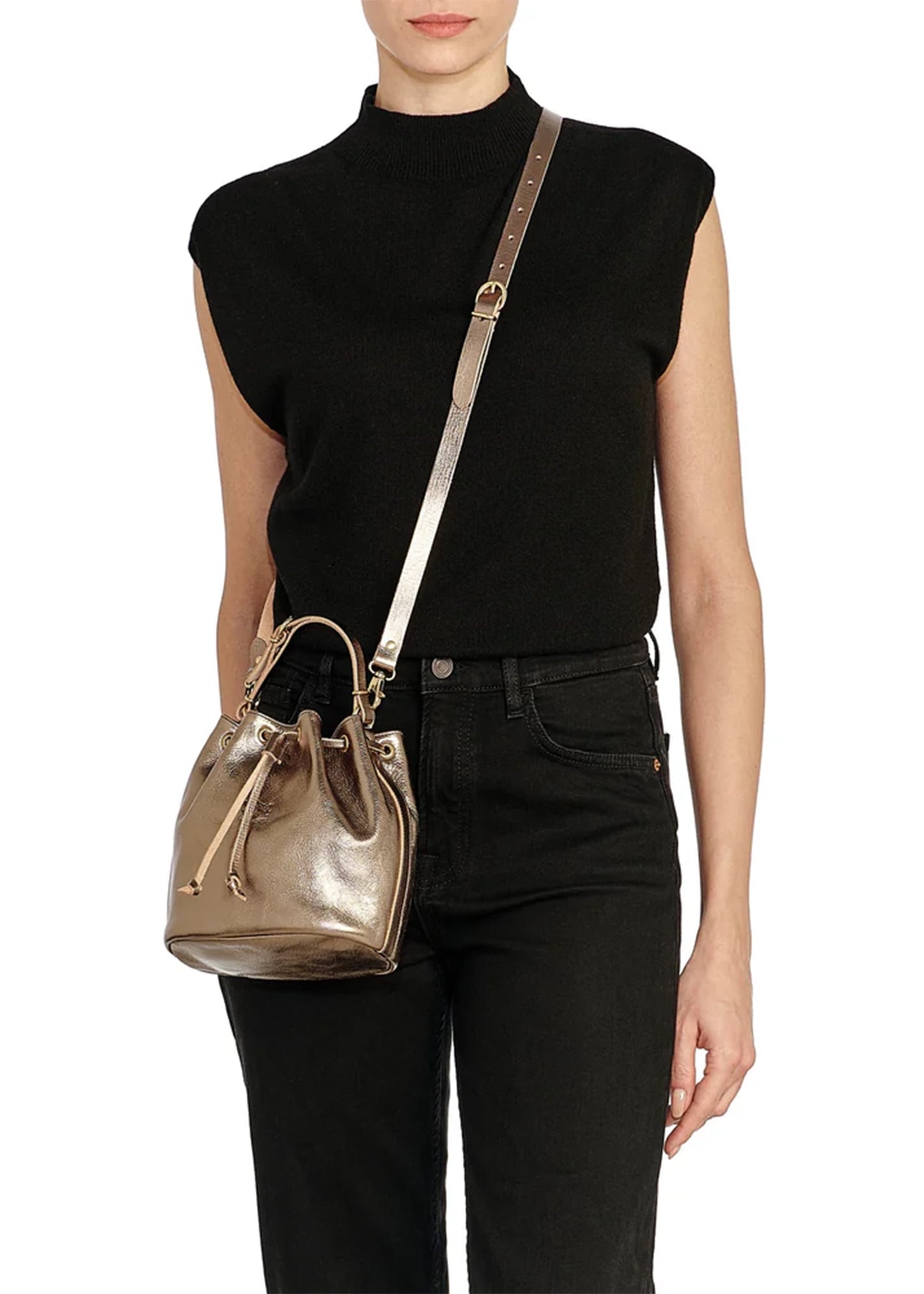 Il-Bisonte-Bucket Bag-Metallic-Bronze-Color-Leather