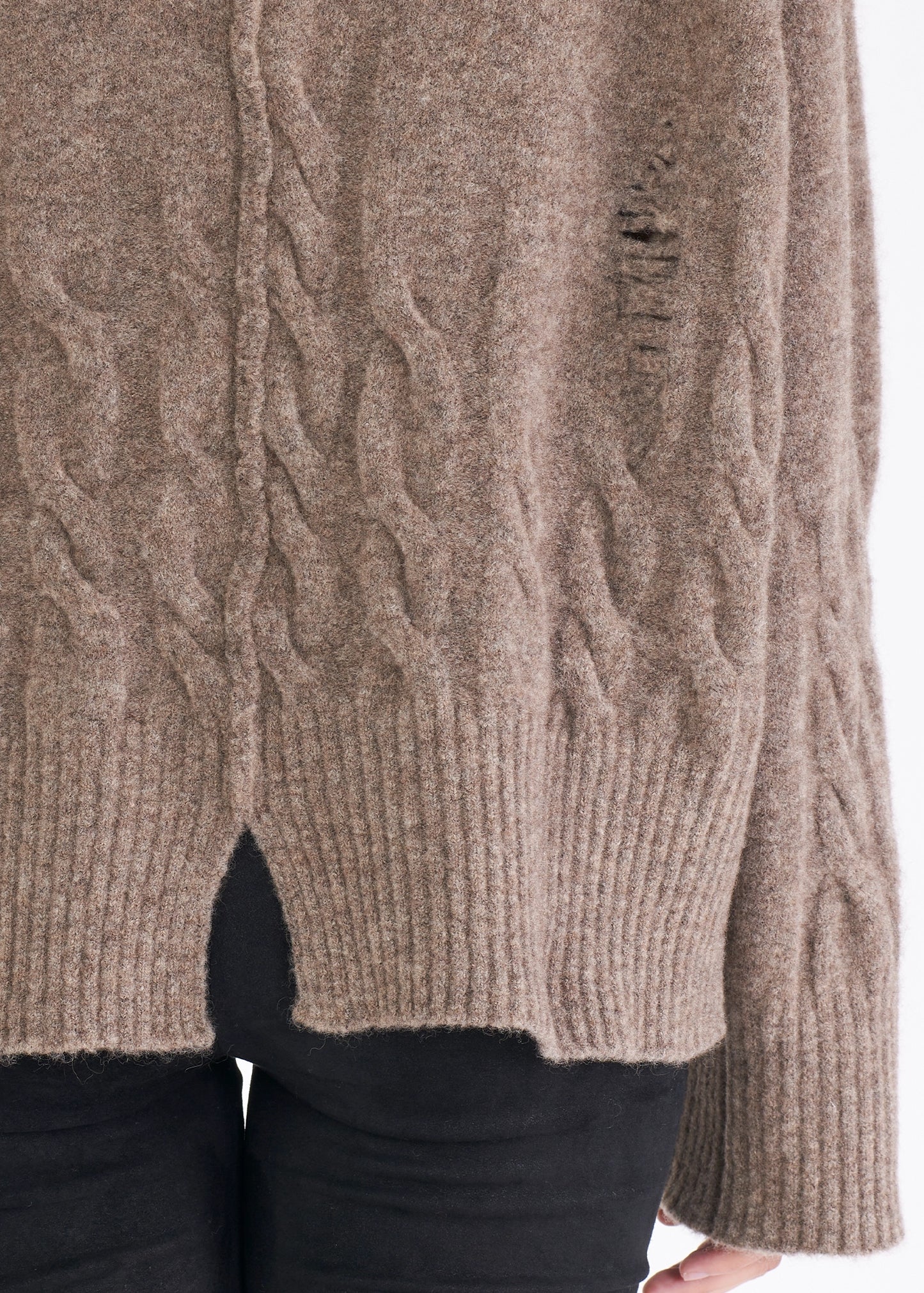 Isabel-Benenato-yak-knit-turtleneck-Sweater-dk76f24