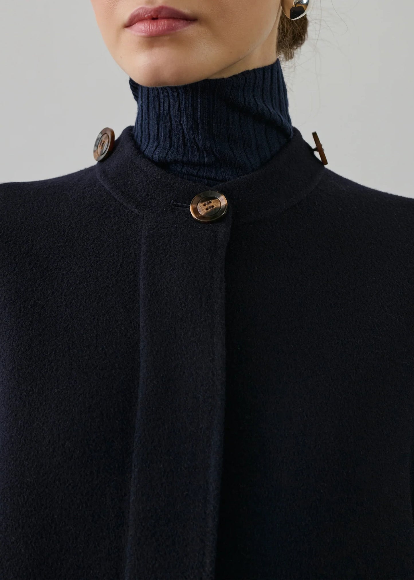 Soeur-Finn-Coat