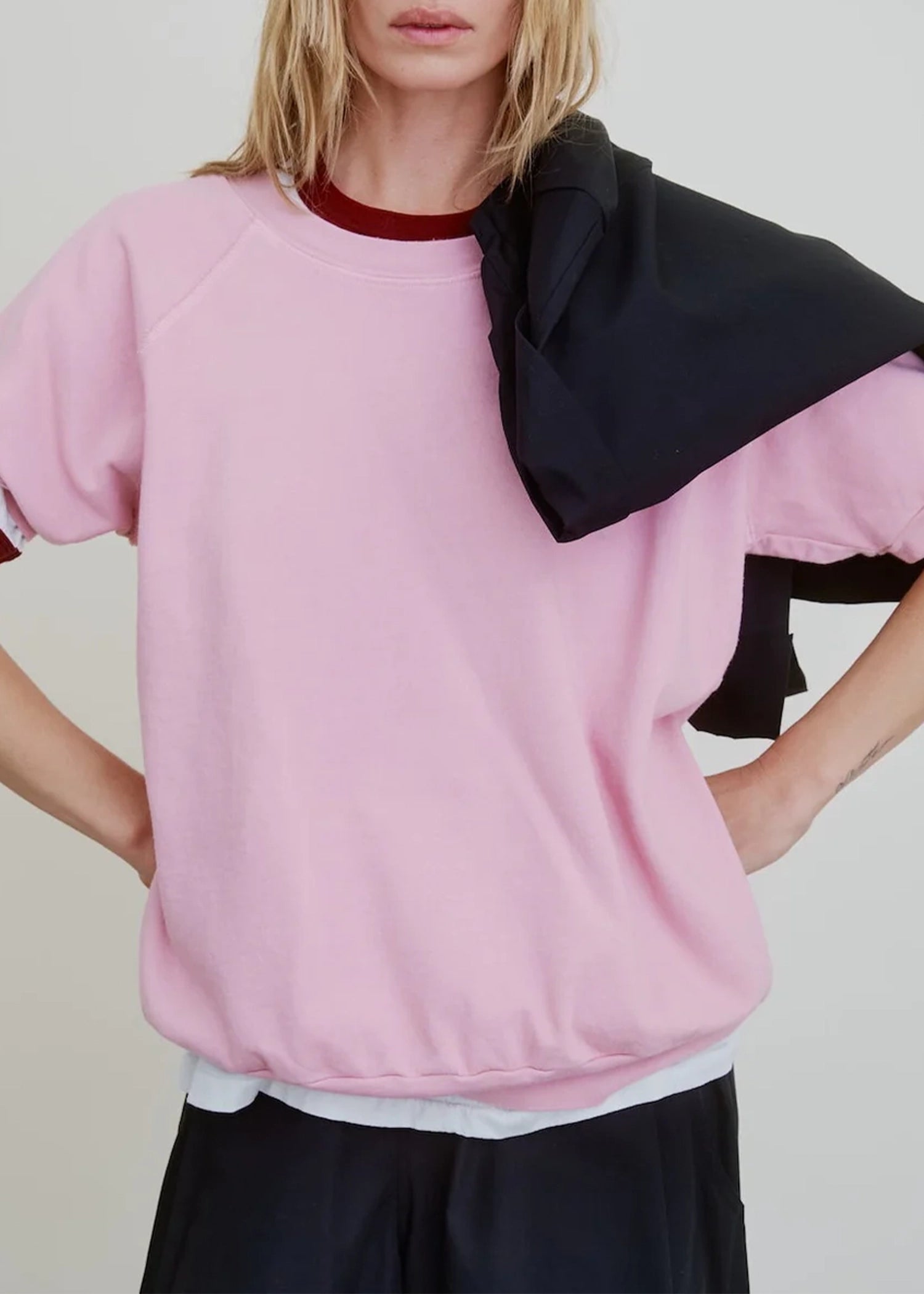 Aquarius-Cocktail-Ruth-Sweatshirt-Rosie