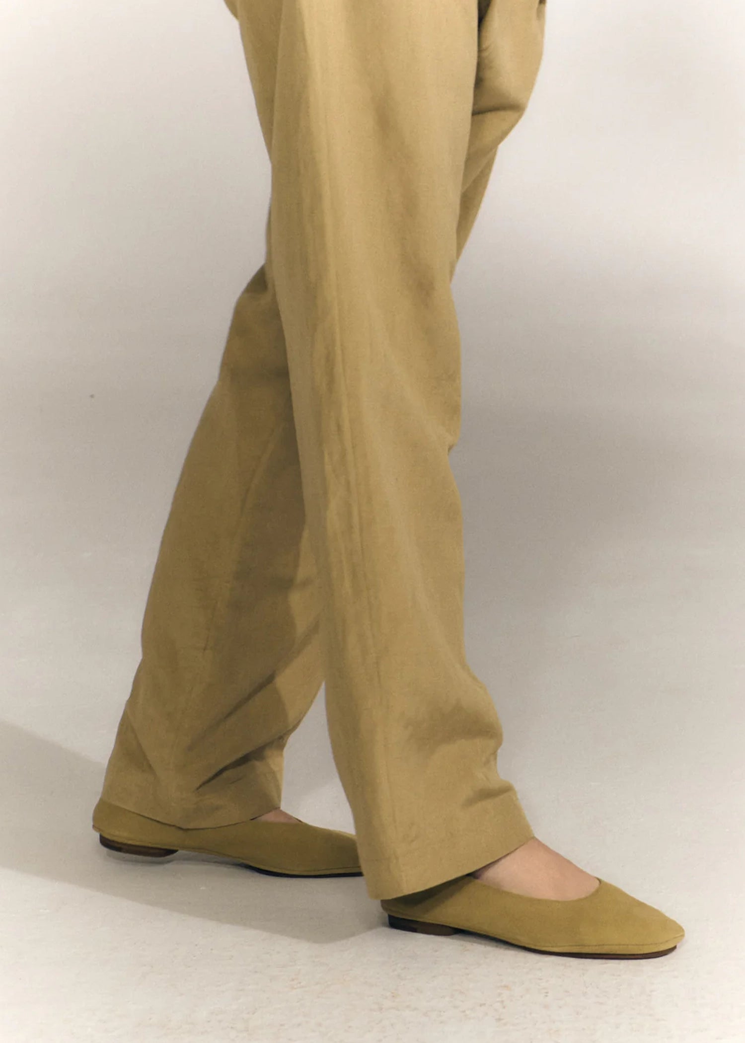 Cortana-Lara-matte-khaki-suede-ballerina