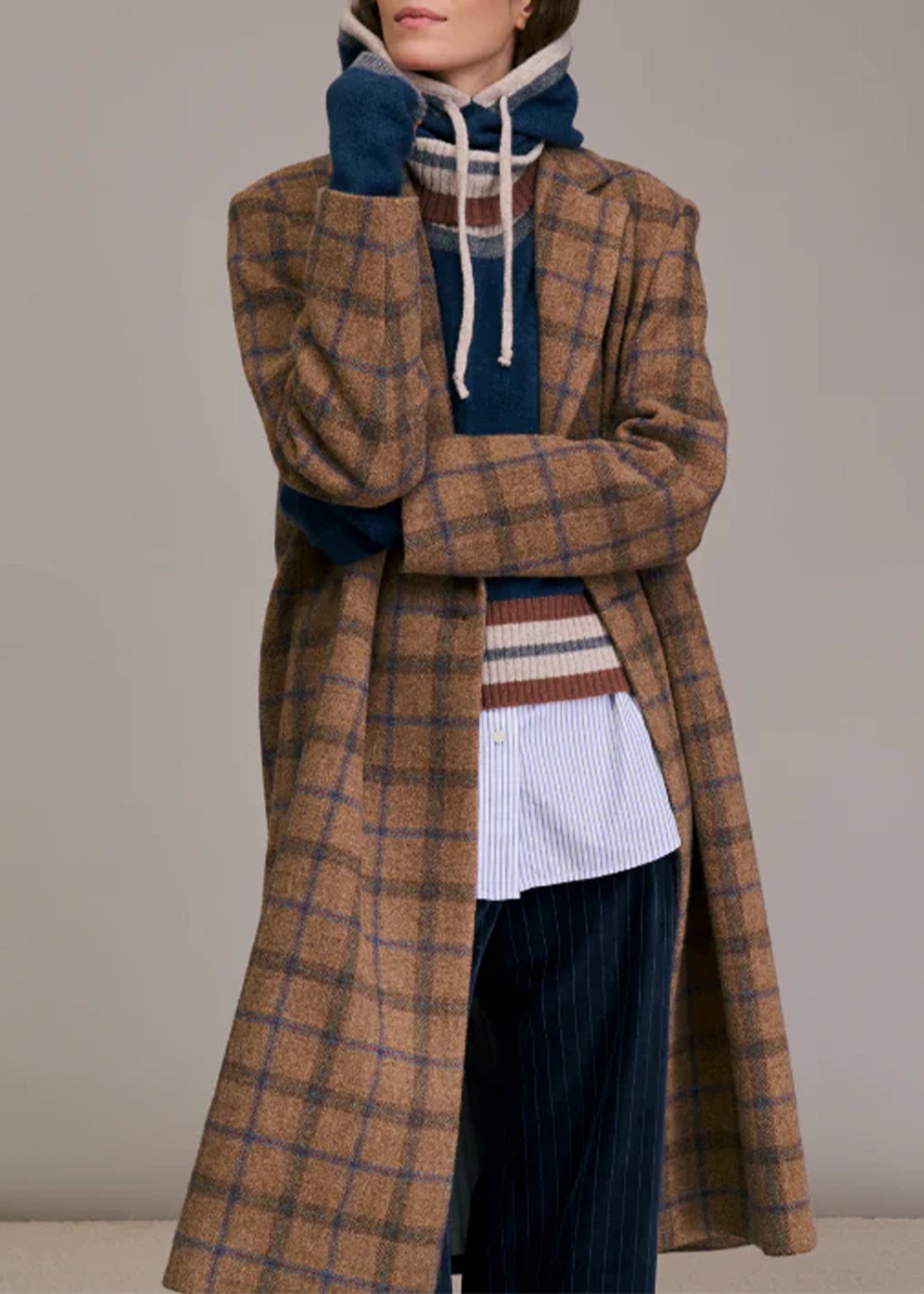 Diega-MIKALO-coat-camel-blue-rouge