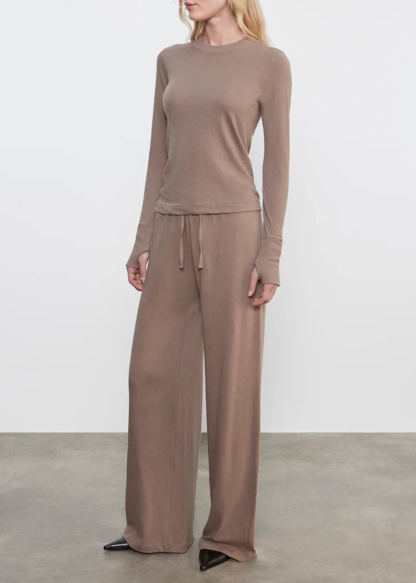 Enza-Costa-Cashmere-Easy-Cuffed-Crew-Walnut