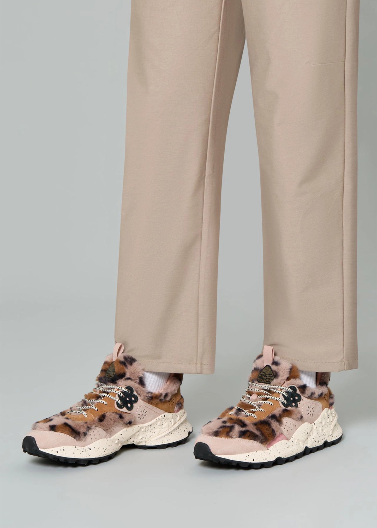 Flower-Mountain-Kotetsu-Sneakers-light-Pink