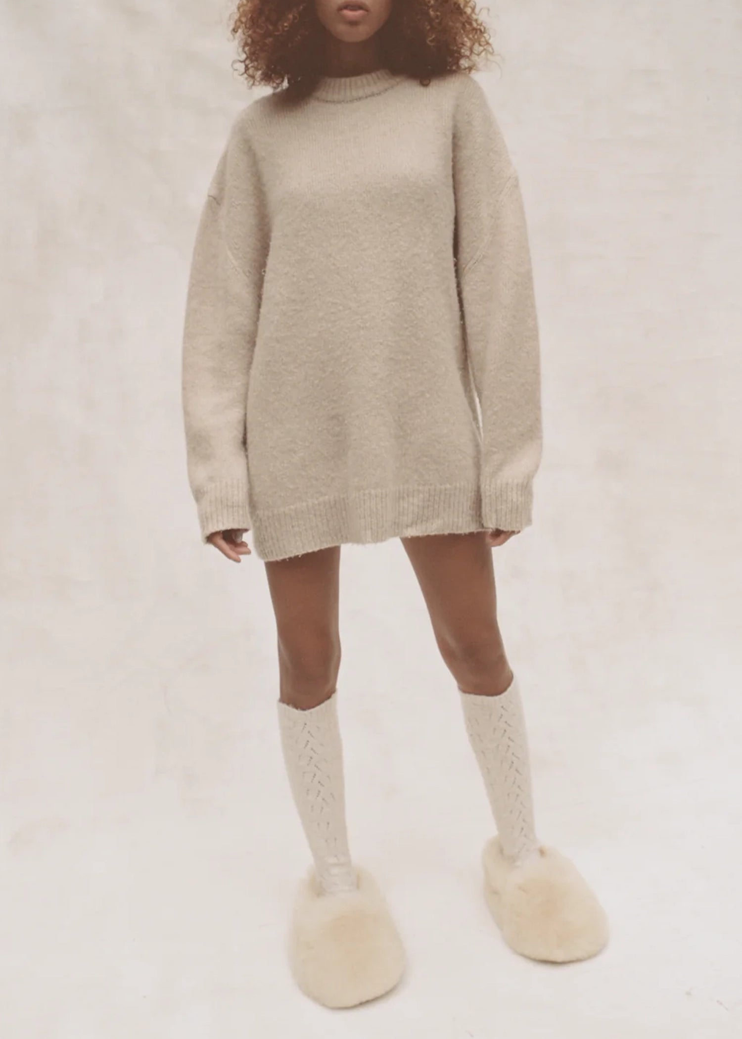 Intiearth-Cozy-Alpaca-Slipper