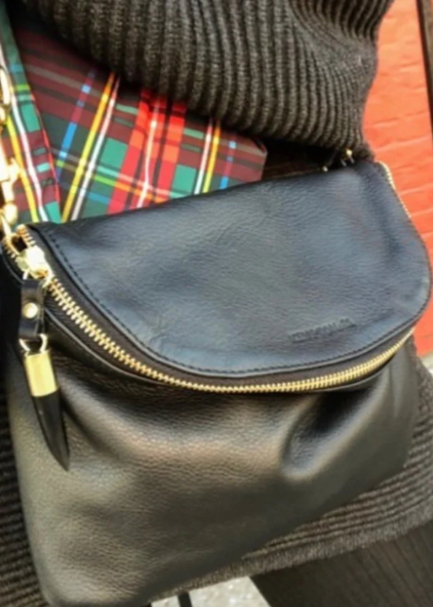 Kempton-and-CO-Mini-Windbourne-Leather-Crossbody-Black-With-Kenyan-Toggle