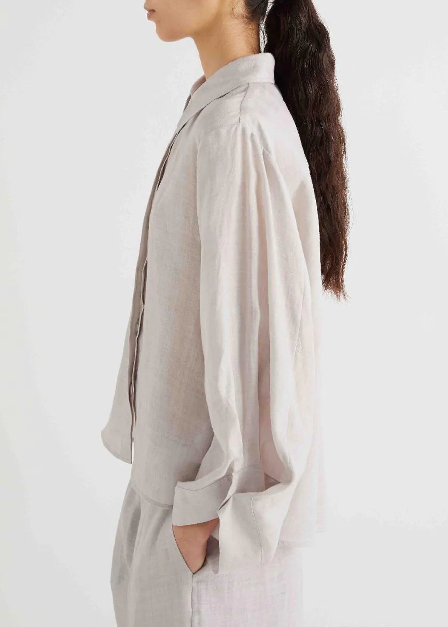 Meimeij-Shirt-with-english-style-front-fastening