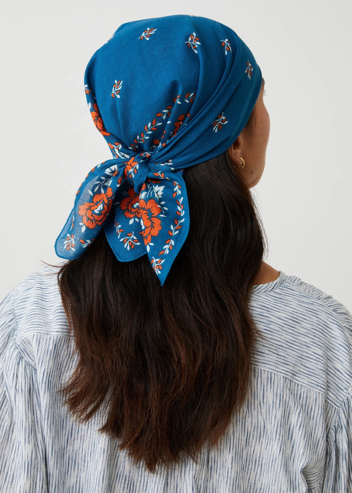 Moismont-Fichu-Scarf-N-652-Indigo