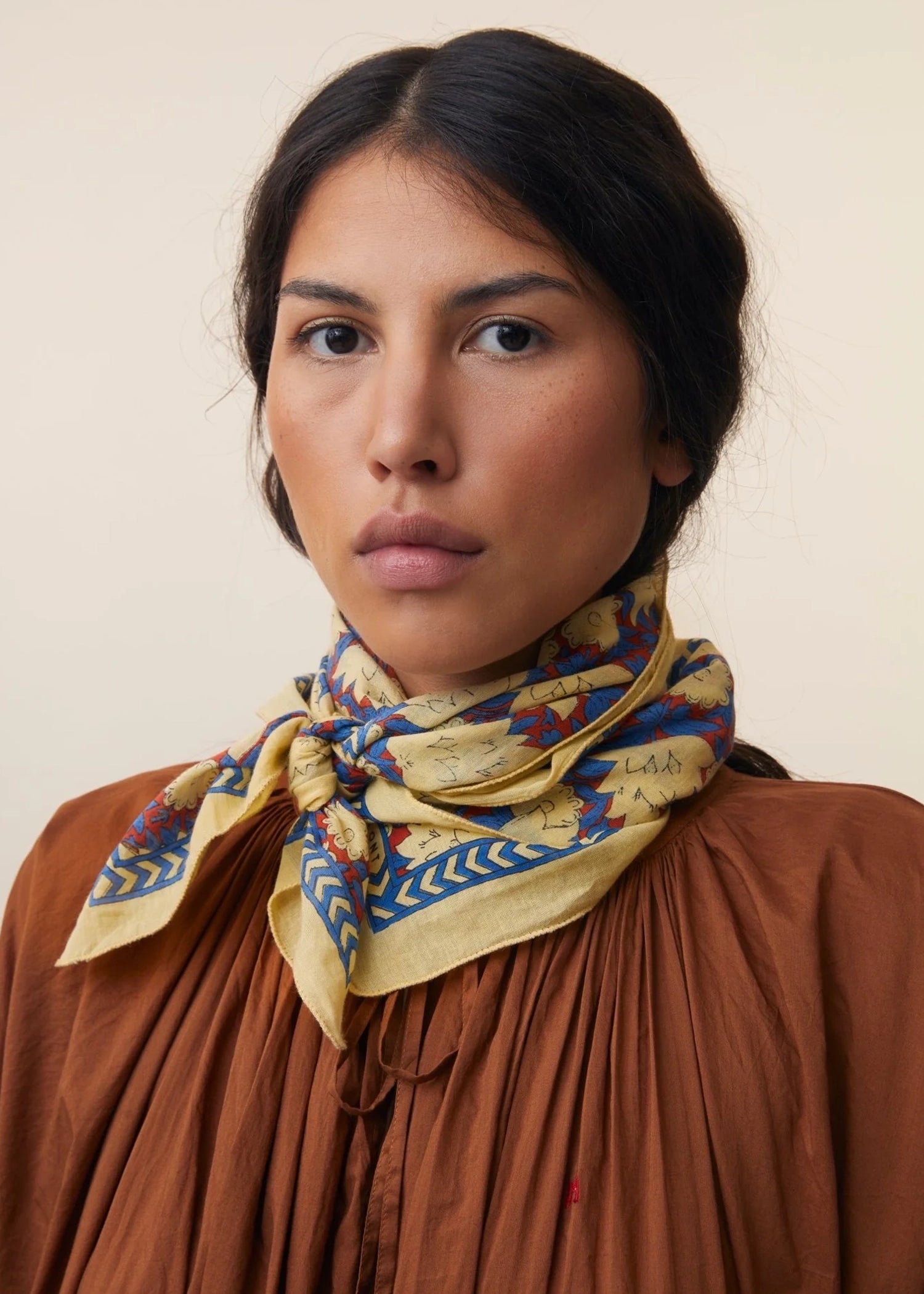 Moismont-scarf-680-natural
