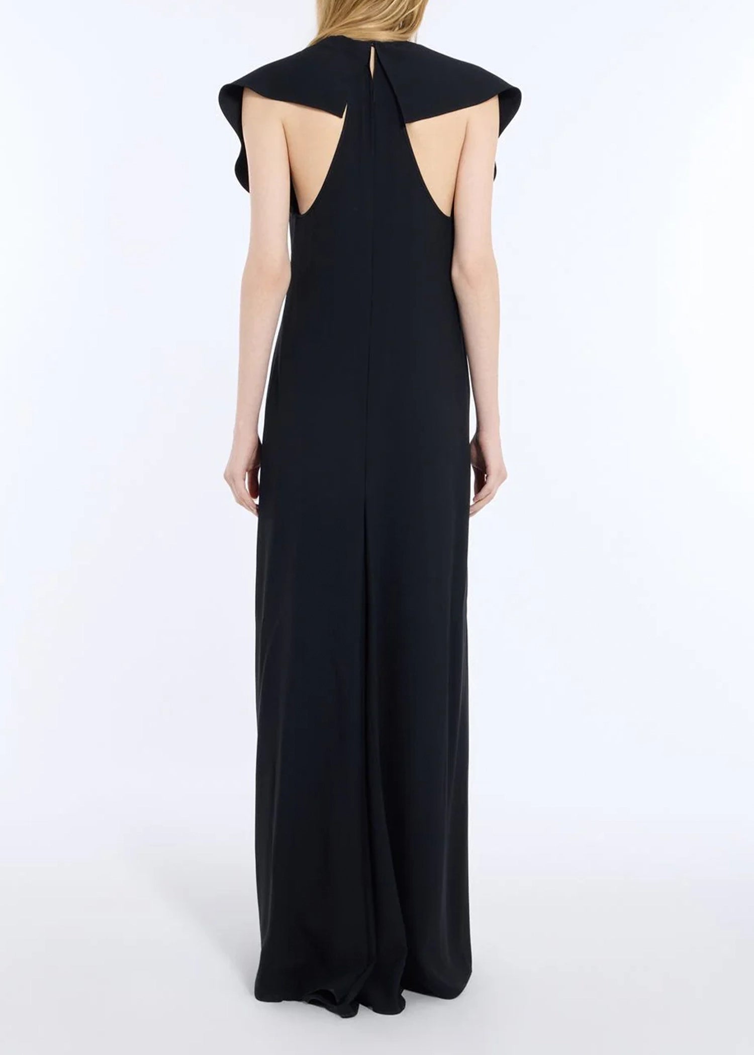 NO.21-Long-crew-neck-dress-black