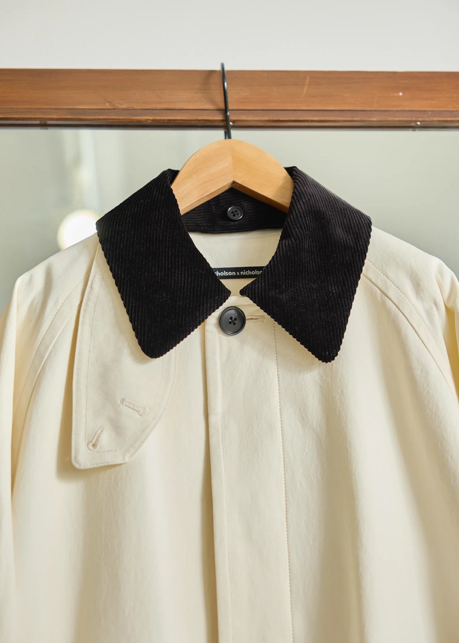 Nicholson-and-Nicholson-Figaro-Chino-Coat