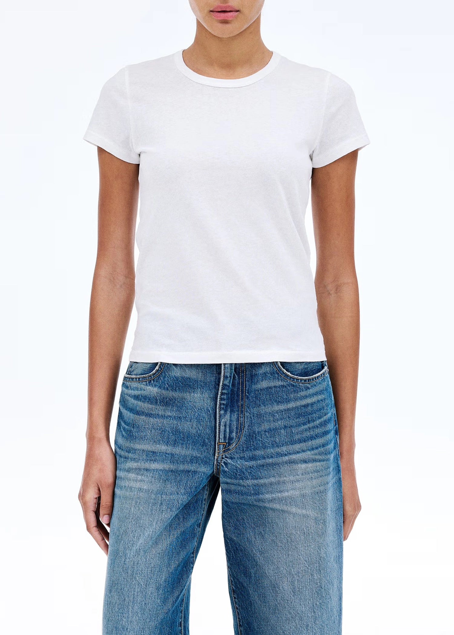 SLVRLAKE-Simple-tee-Natural-White