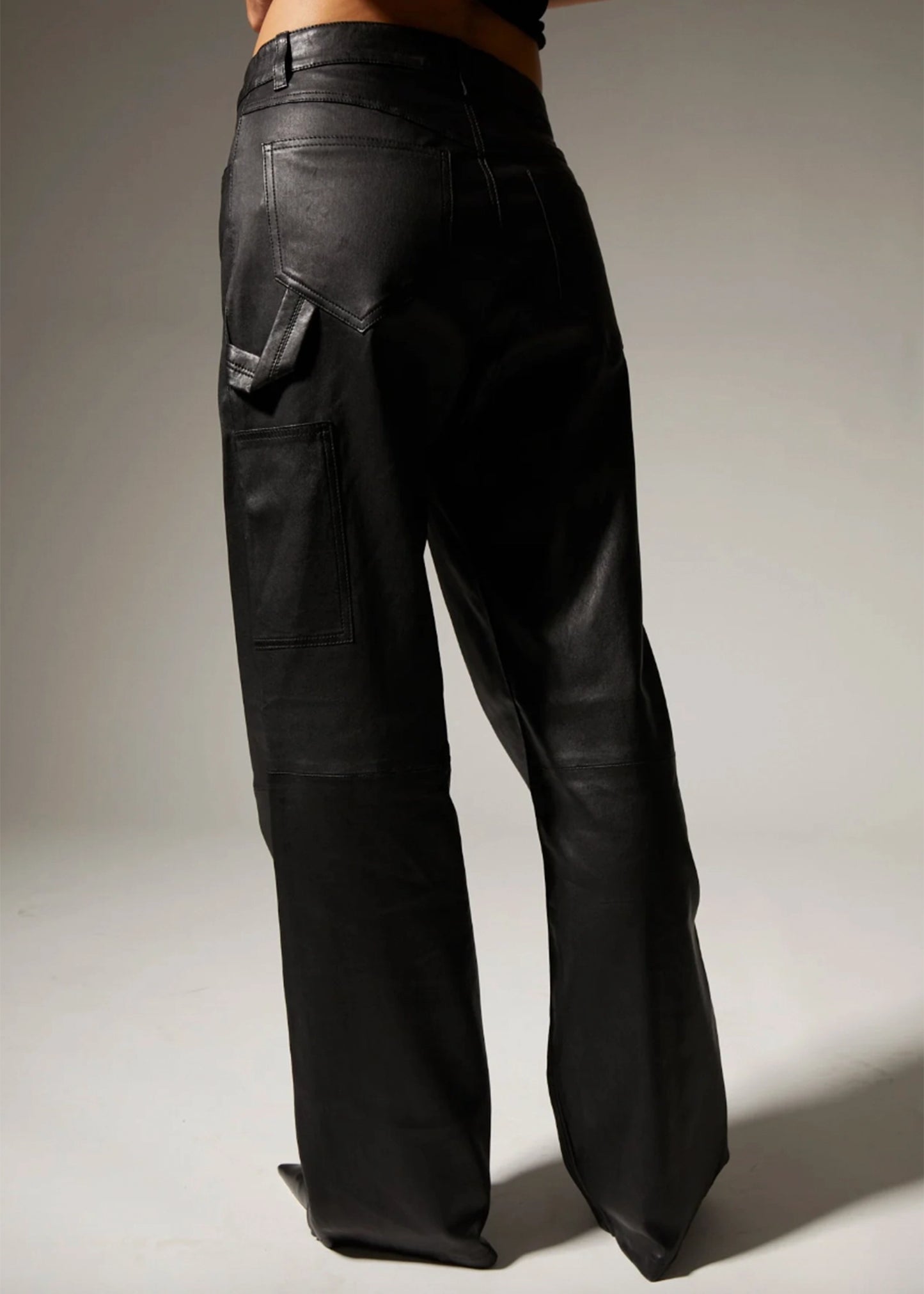 SPRWMN-Carpenter-Pants-Black