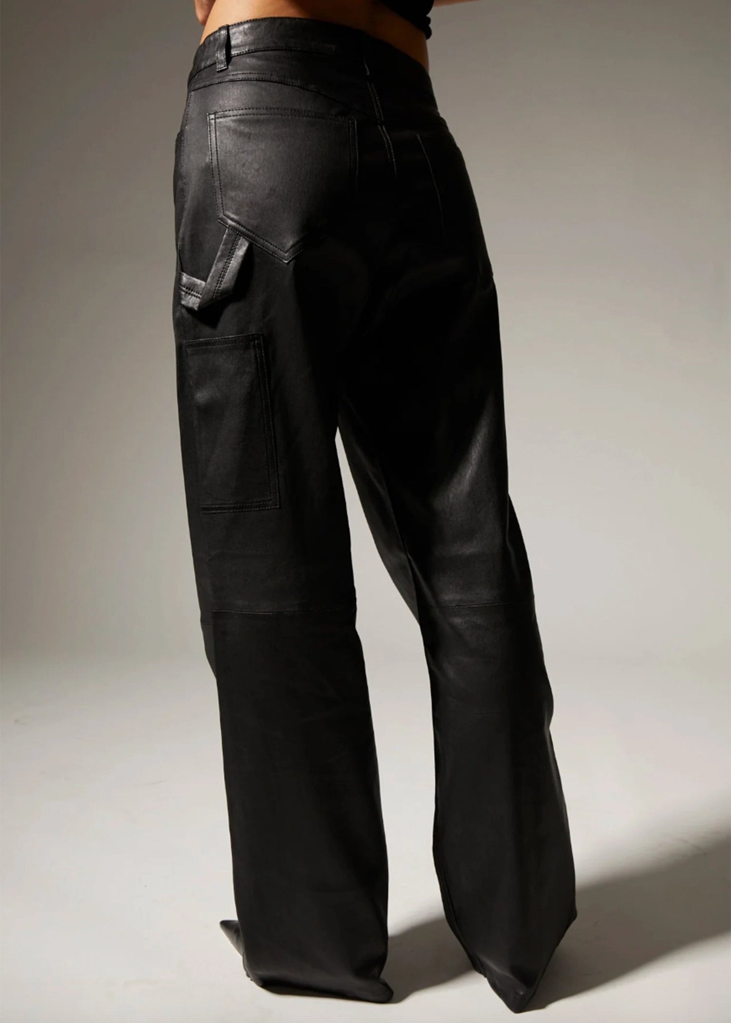 SPRWMN-Carpenter-Pants-Black