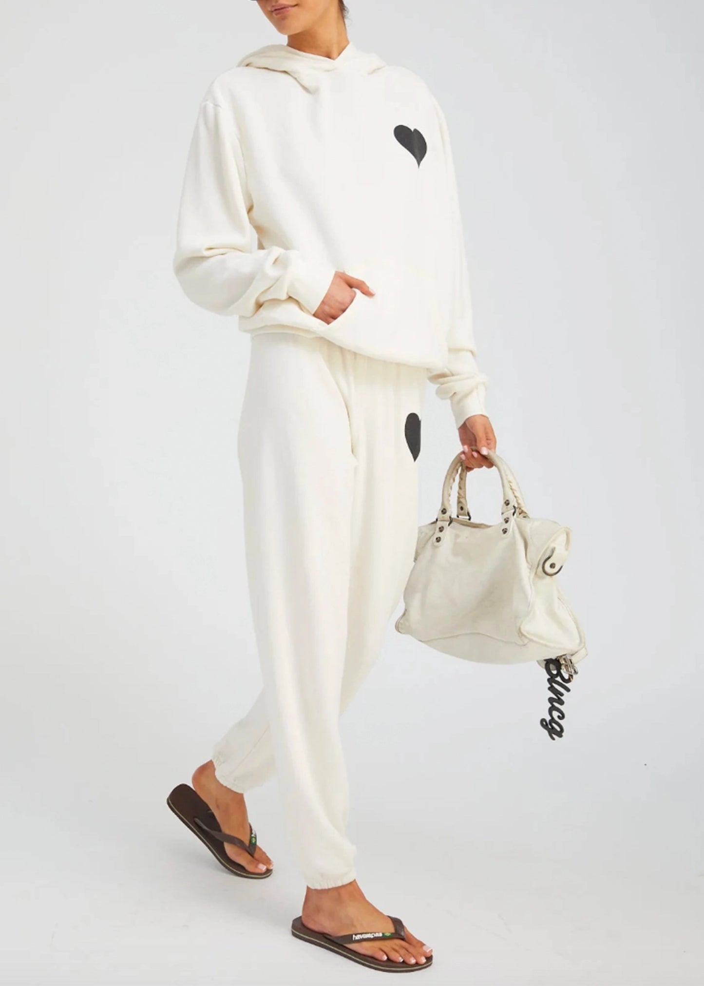 SPRWMN-Heart-Sweatpants-Creme-Black