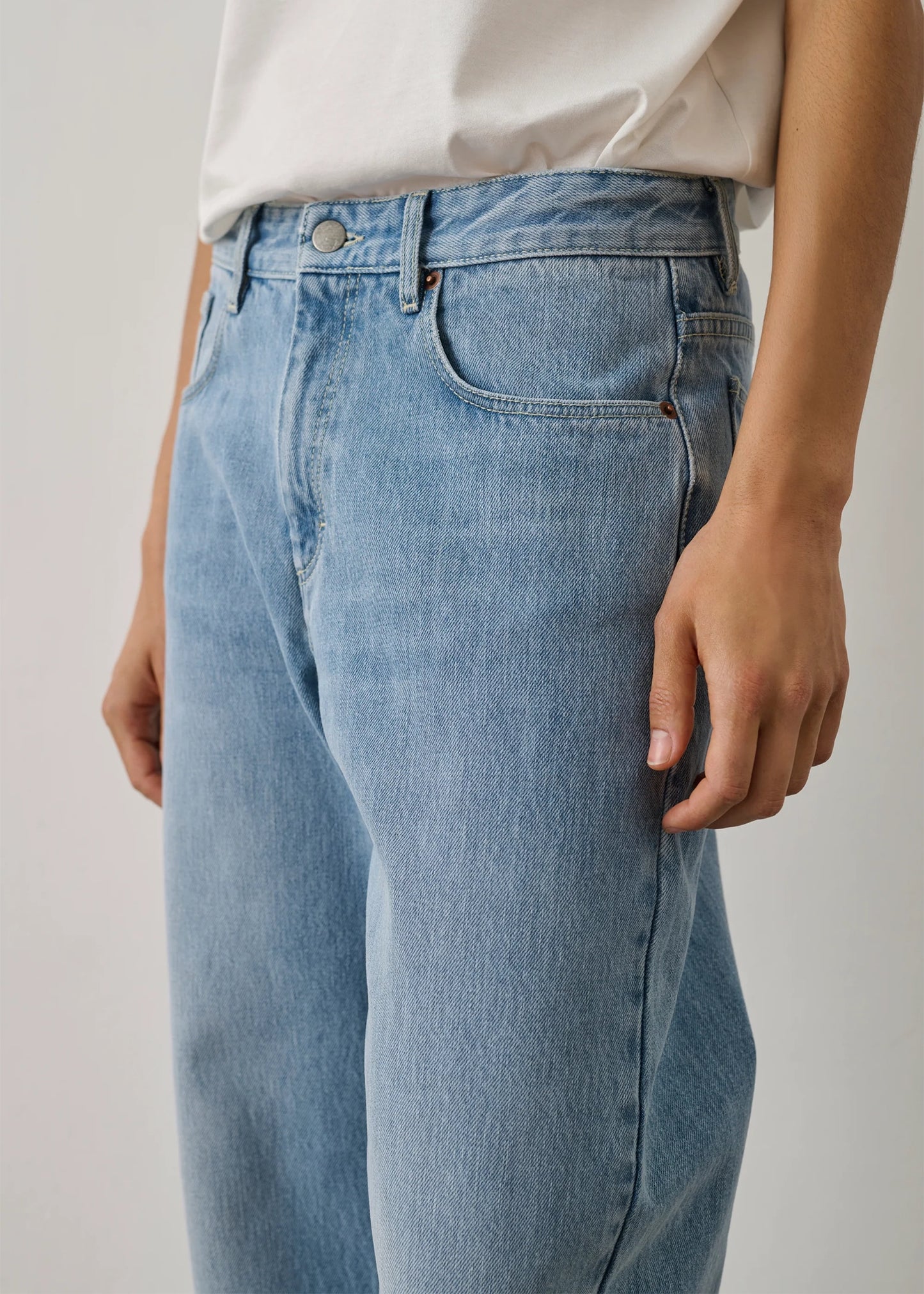 Soeur-Harrison-Jean-light-blue