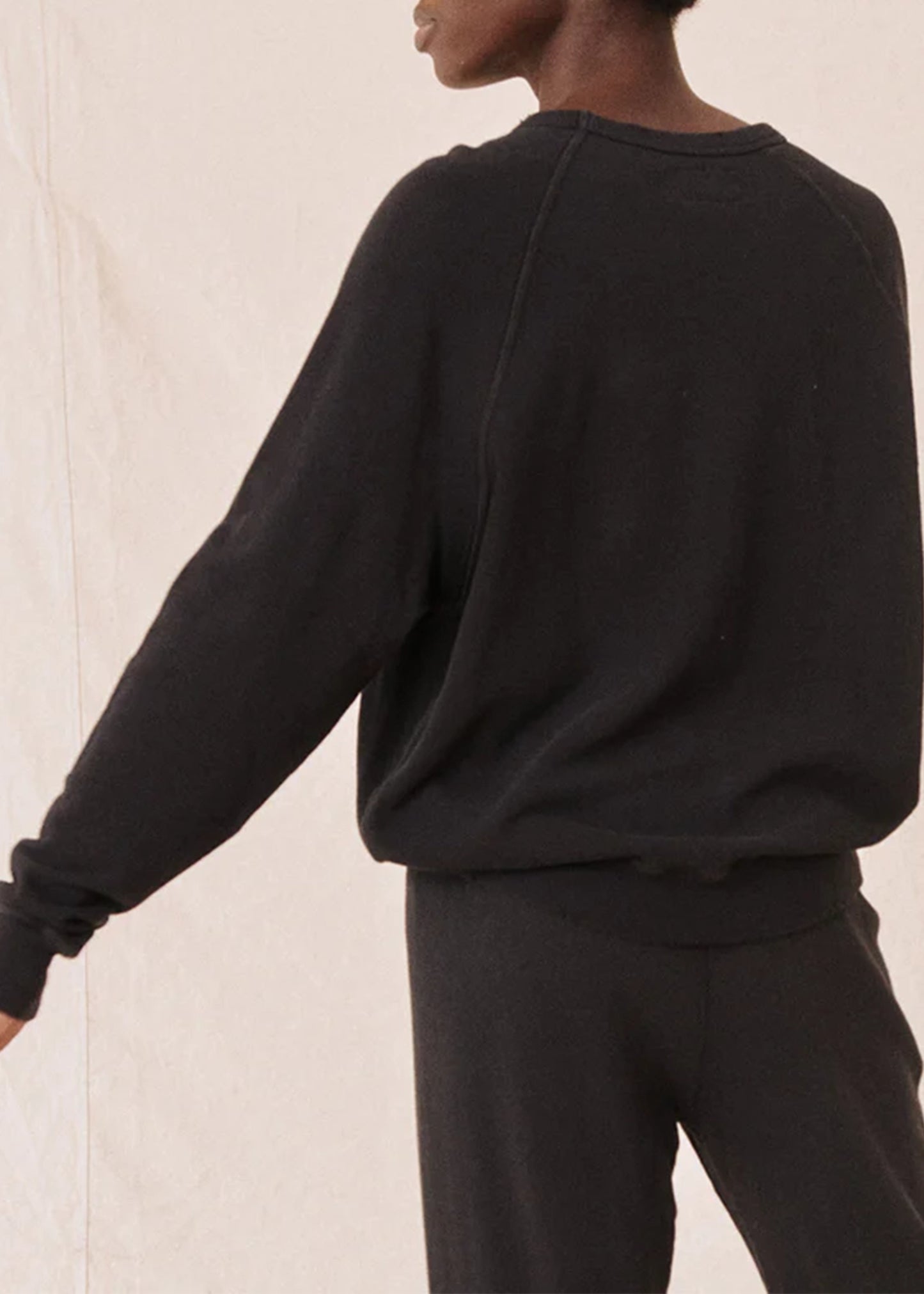 The-Great-College-Sweatshirt-almost-black