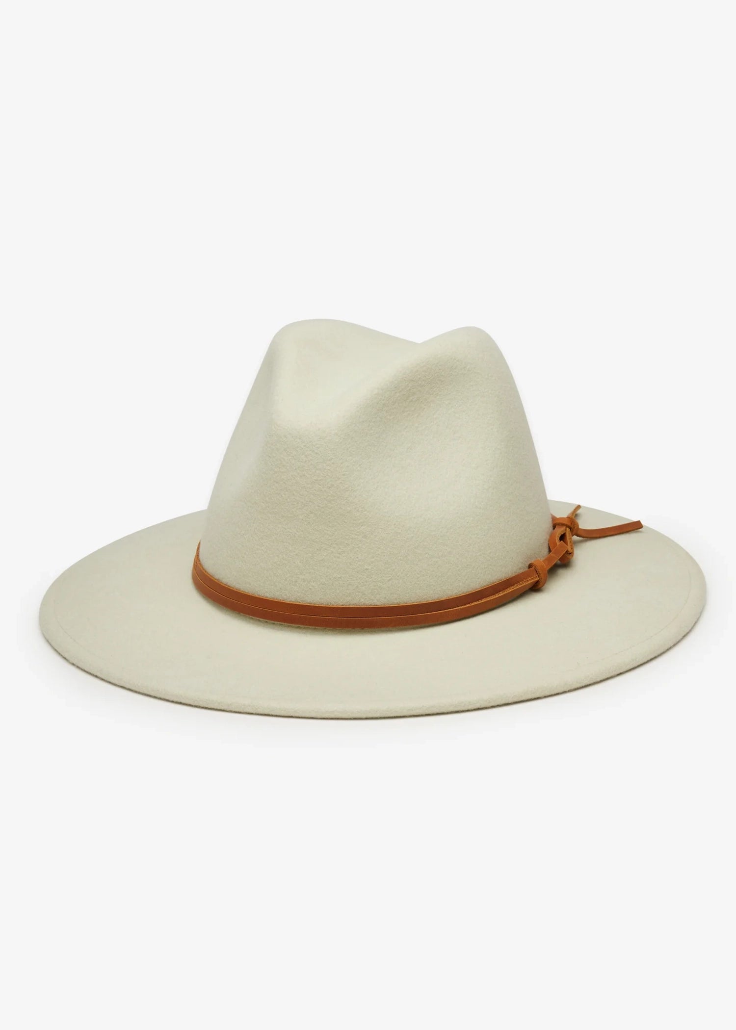 Wyeth-Billie-Hat-bok-choy