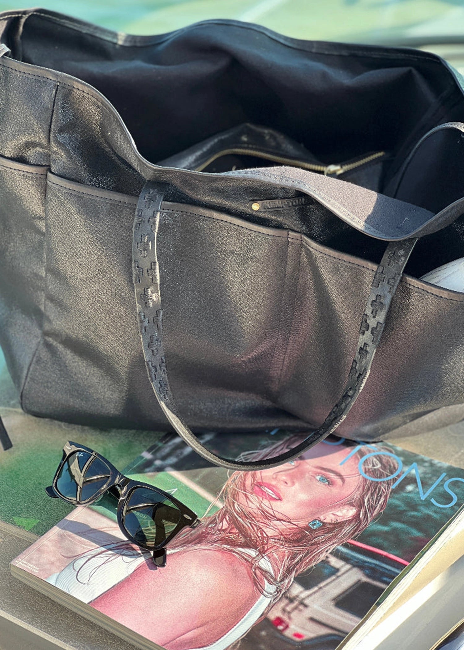 kempton-and-co-Slick-Black-Canvas-Tote