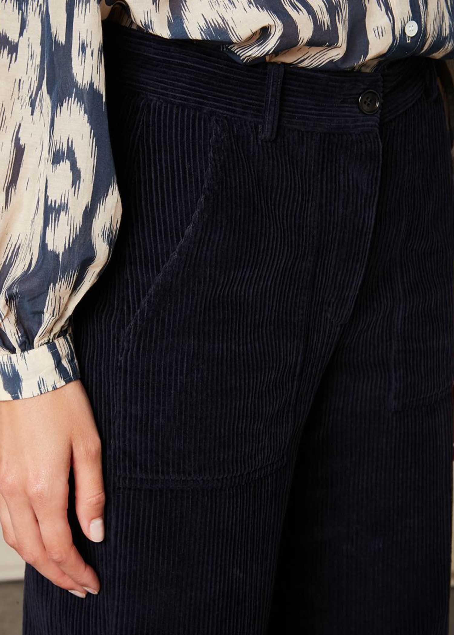 hartford-corduroy-aupl600 | Pants | Hartford