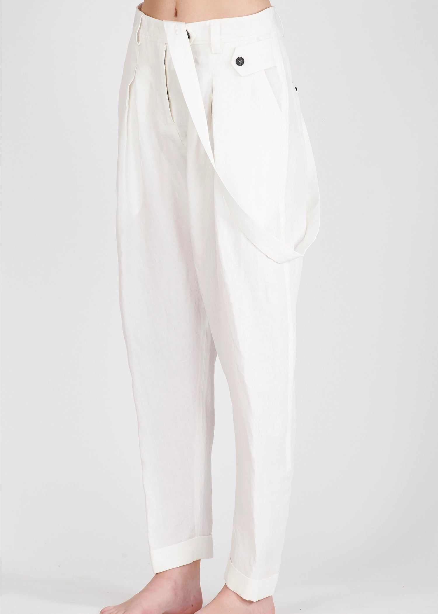 Isabel_Benenato_Linen_Pant_DW52S23