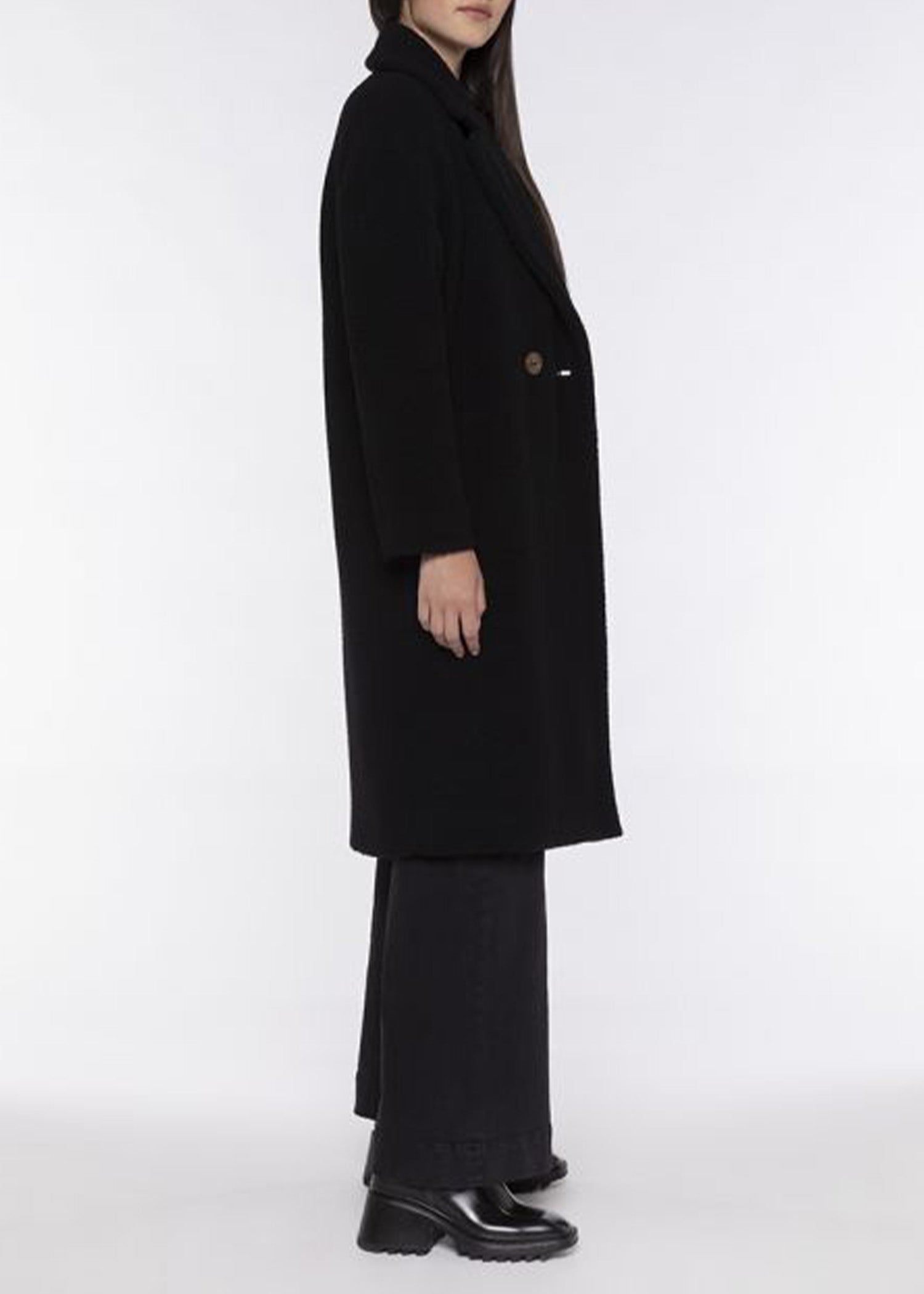 Maison-Lener-OVERSIZED-BLACK-FAUX-FUR-OVERCOAT-SHEEPSKIN-WOOL