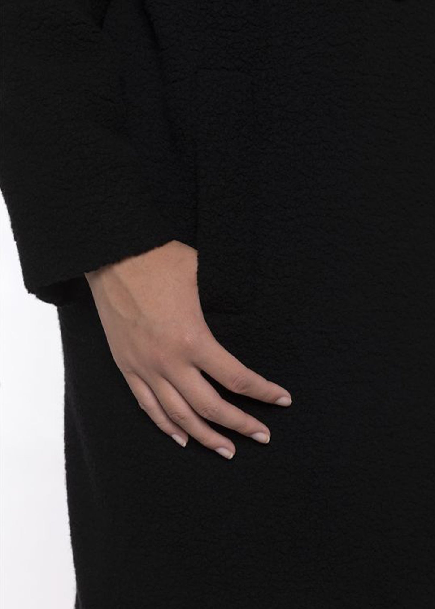 Maison-Lener-OVERSIZED-BLACK-FAUX-FUR-OVERCOAT-SHEEPSKIN-WOOL