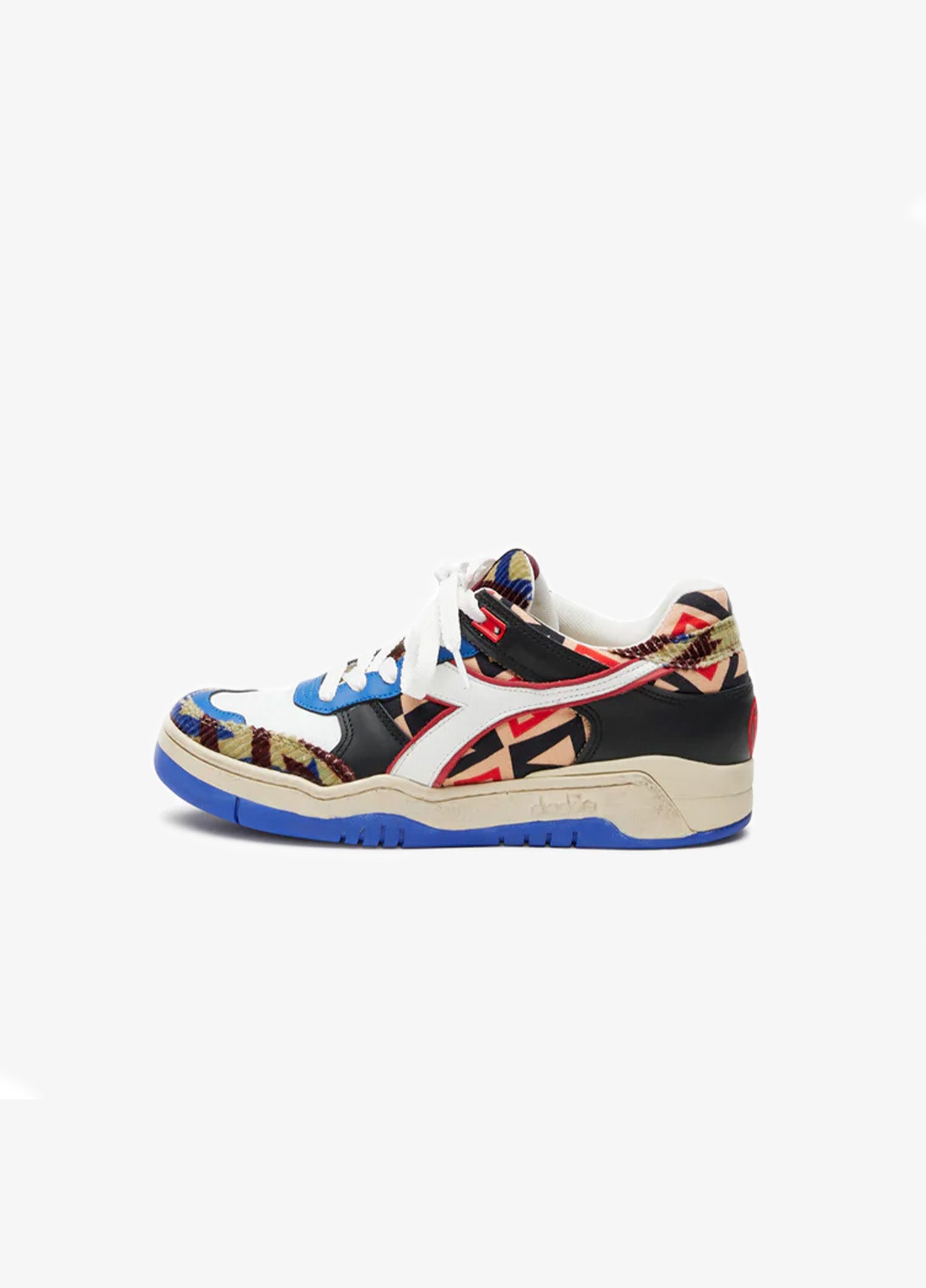 Pierre-Louis-Mascia-VIZIR-DIADORA-HERITAGE-B.560-SNEAKER